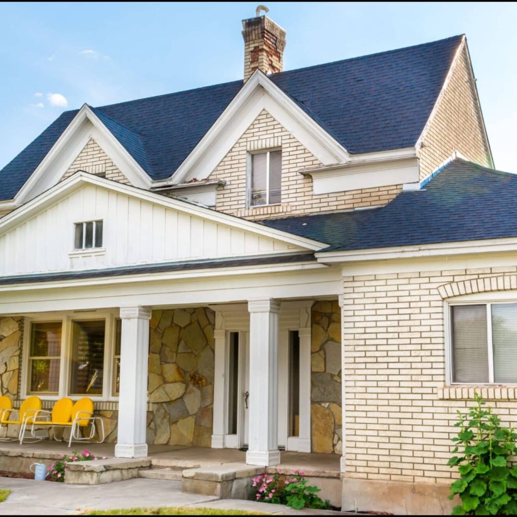 Finding the Perfect Retirement Haven: 20 Small Towns to Consider