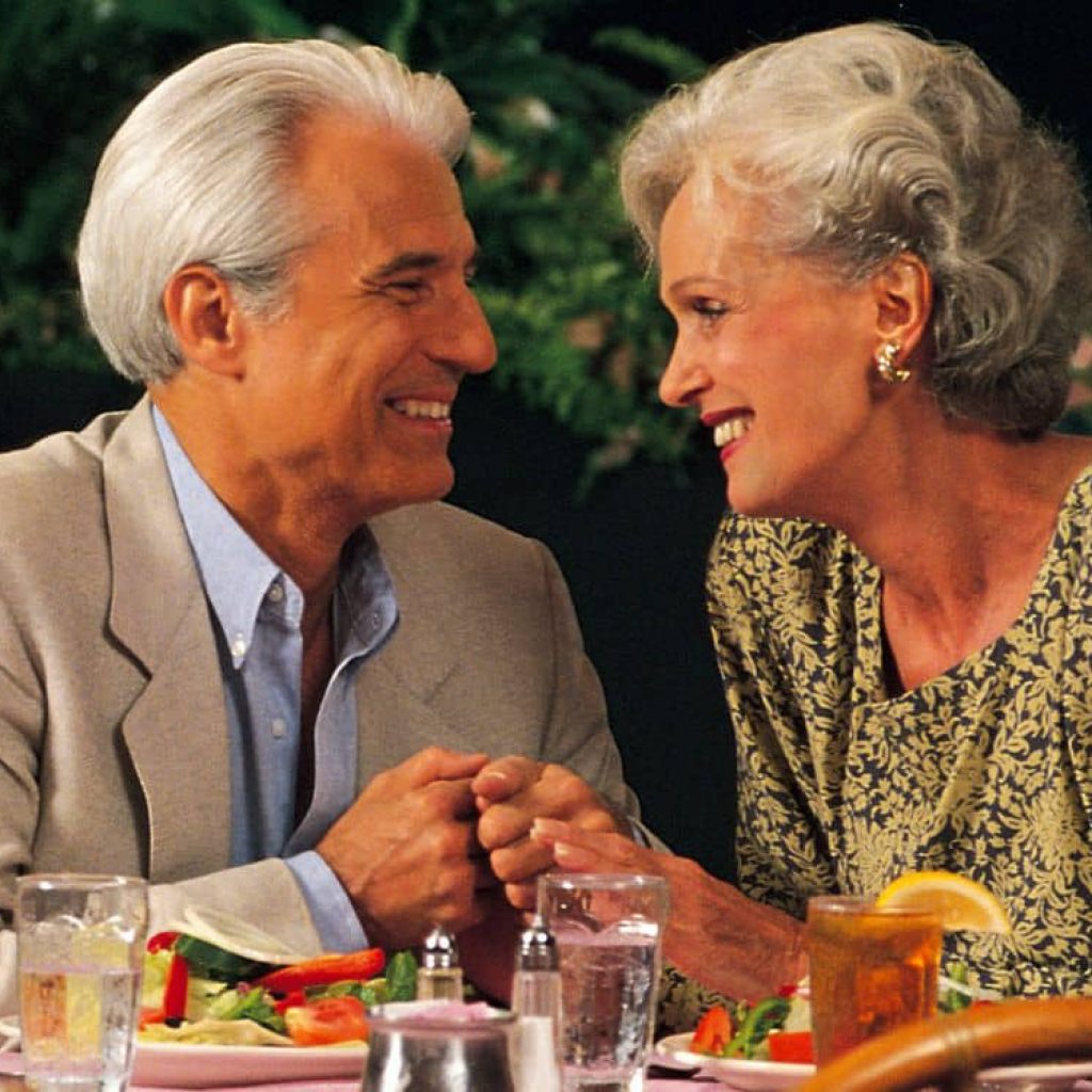 The Joy of Senior Dining: Where to Find Your Favorite Foods