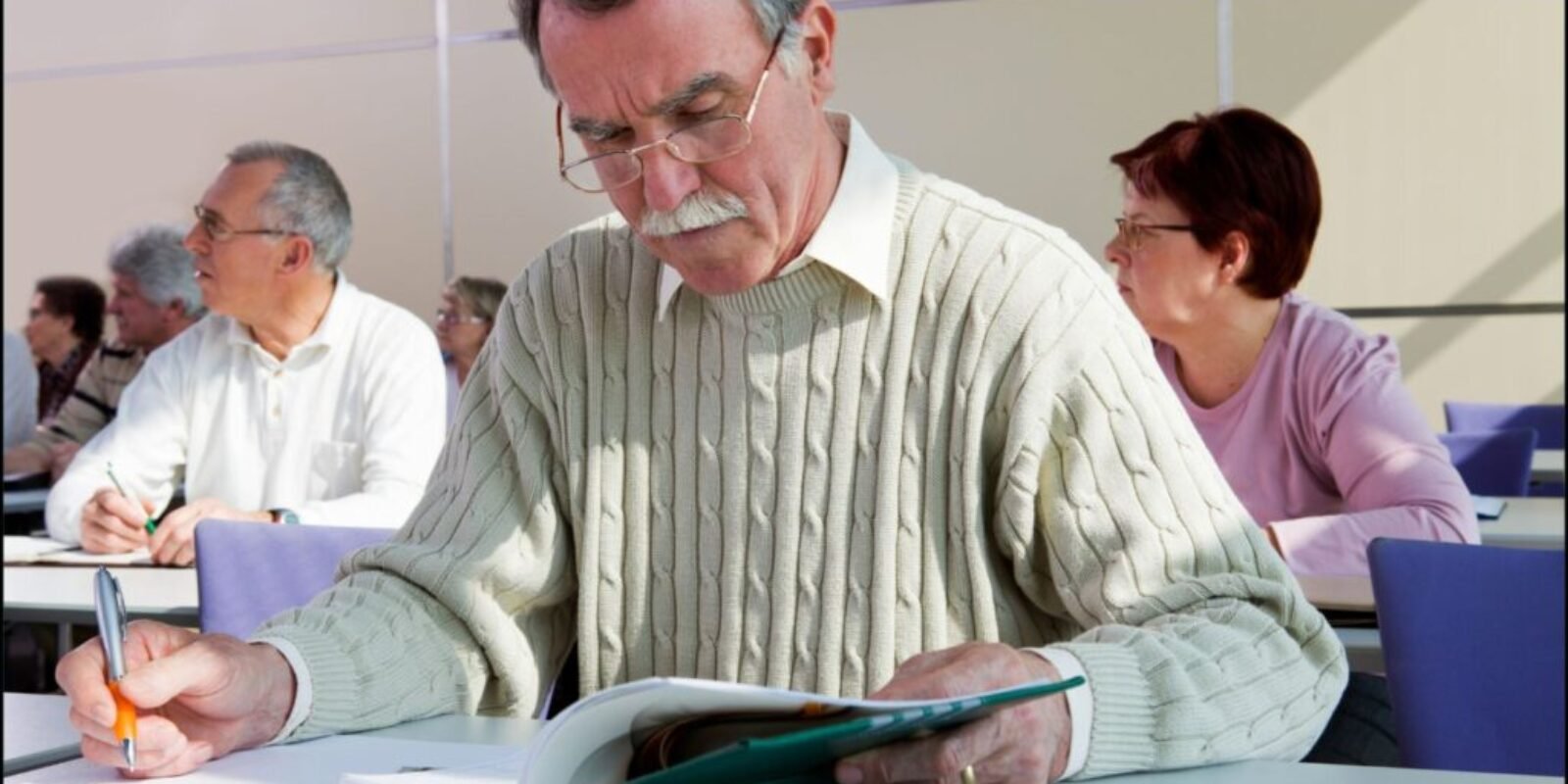 The Benefits of Continuing Education for Seniors