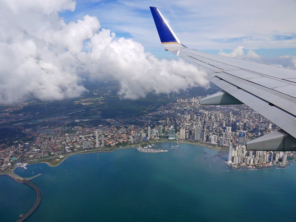 A view of a plan arriving at Panama City.