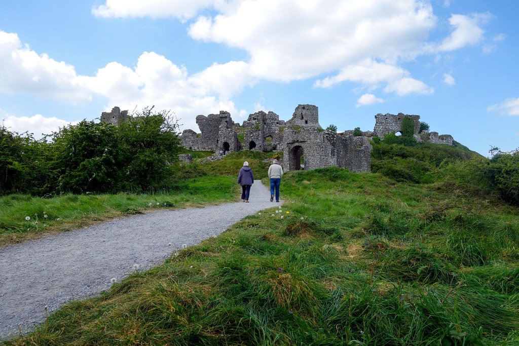 A couple during one of the senior travel spots in Ireland