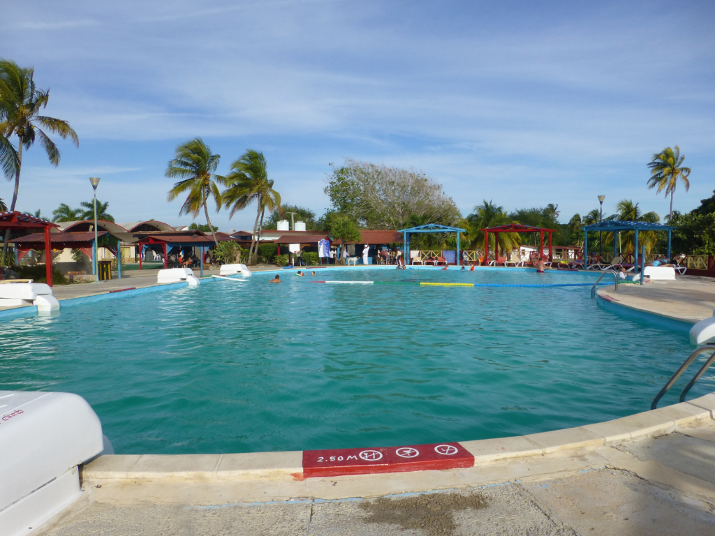 An image of a pool resort in Playa Girón.