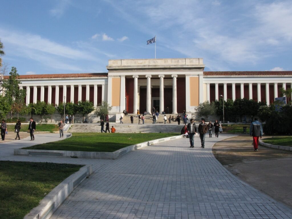 An image of the National Archaeological Museum's front entrance.