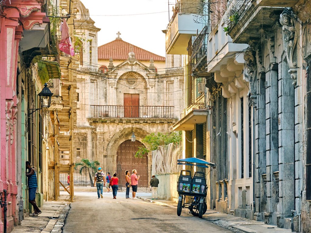 An image of tourists enjoying their senior vacation to havana.