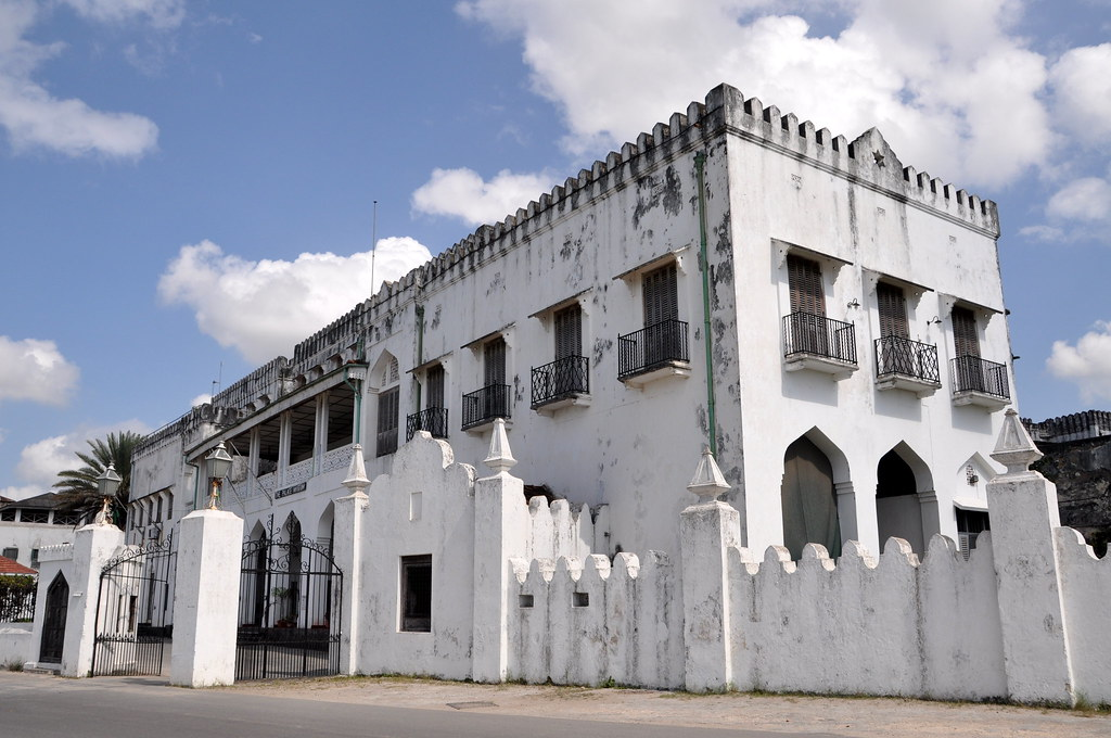 An image of the Sultan's Zanzibar Palace in Stone Town.