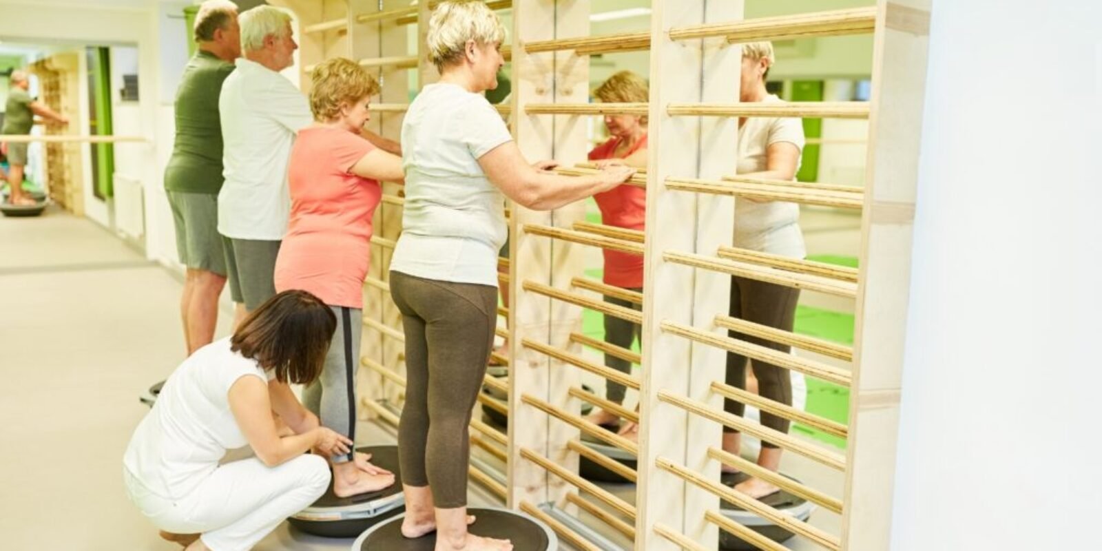 Top 5 Amazing Senior Fitness Classes to Join in 2024