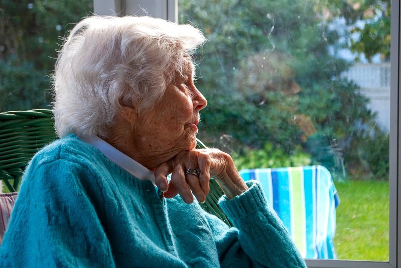 Before the pandemic, many older Australians reported feeling lonely, especially in the morning or evening.