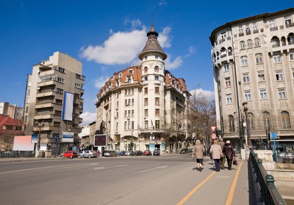 An image of a Bucharest attraction.