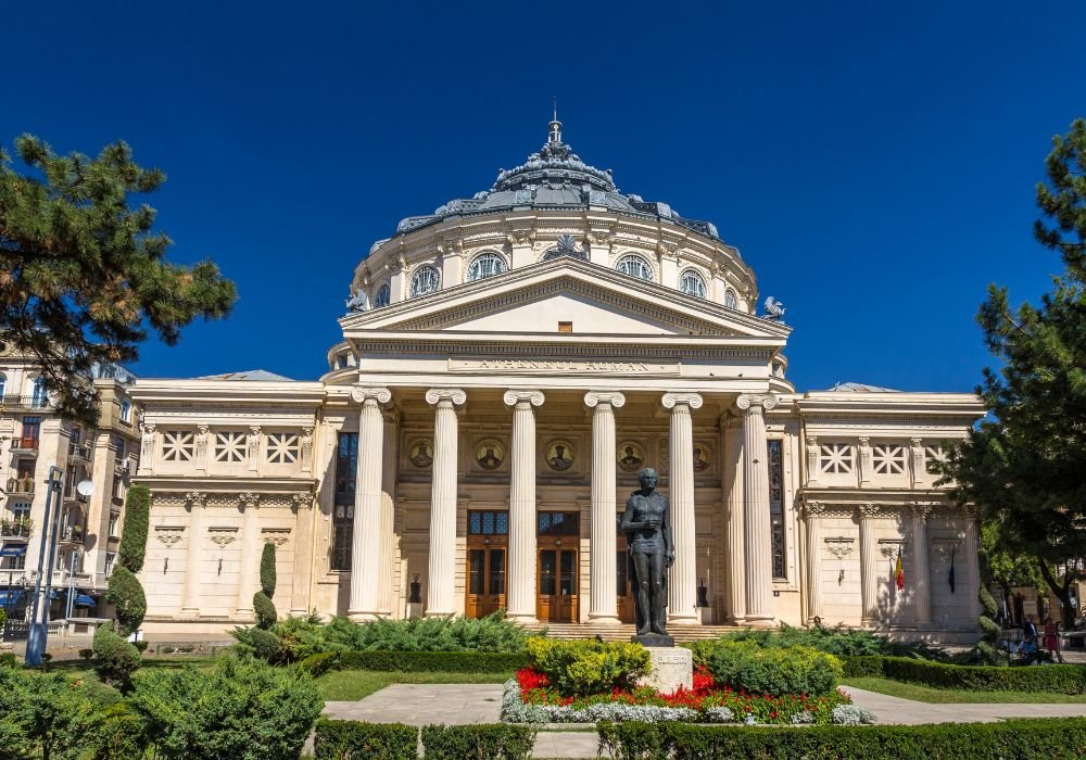 An image of a Bucharest tourist attraction.